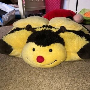 Bee pillow pet